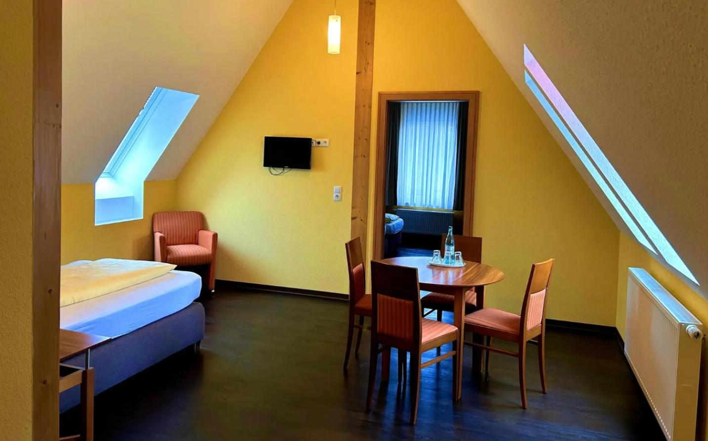 Hotel Landgasthof Zum Kaffelstein Kreuzwertheim Værelse billede